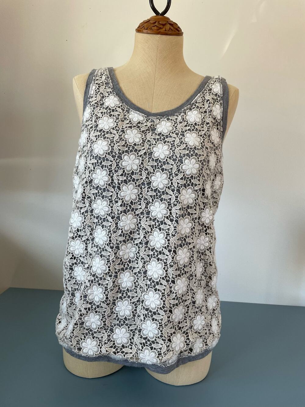 J. Crew womens Grey lace Tank Size M